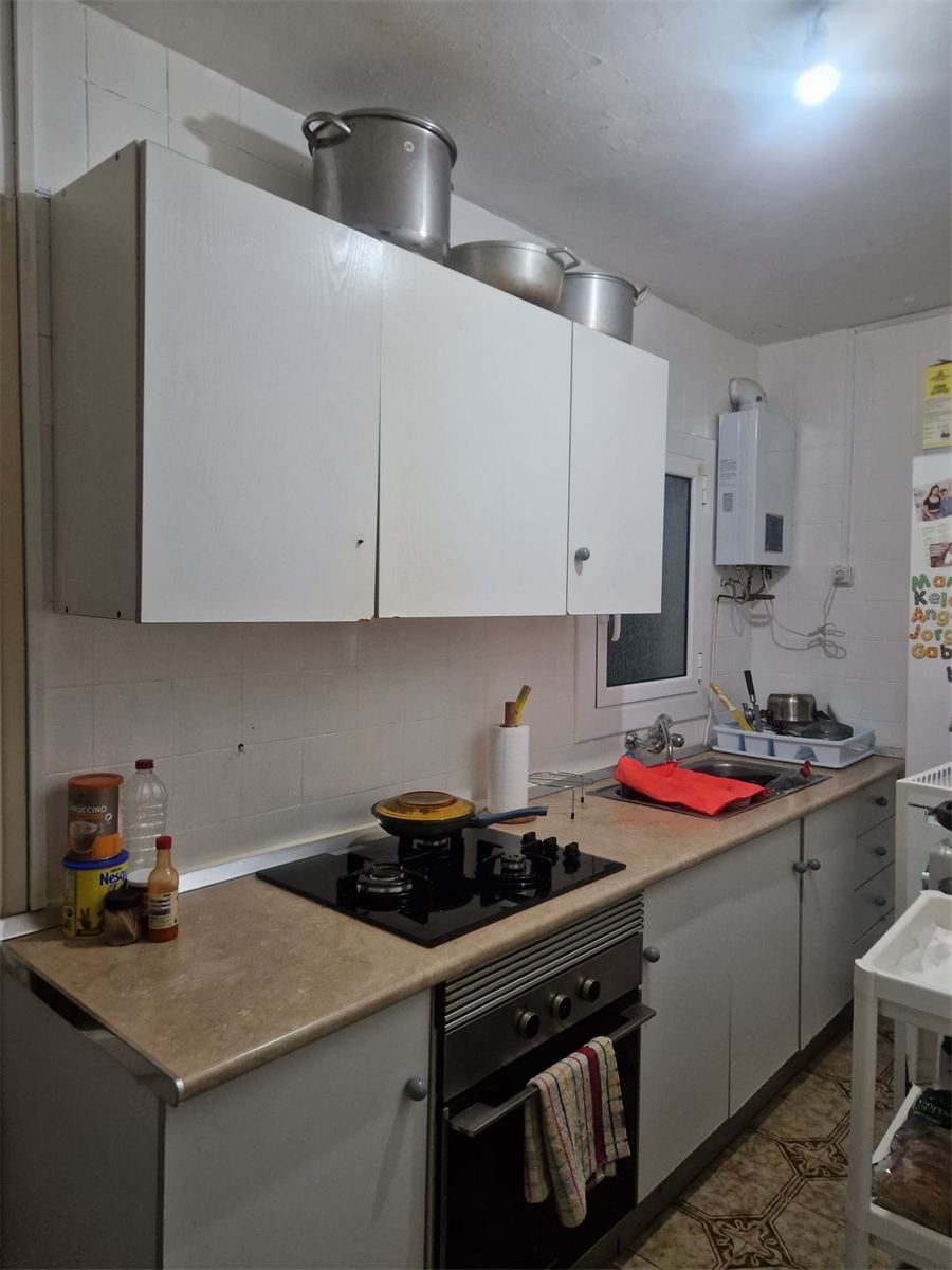 Cocina antes de la reforma en Barcelona