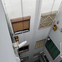 Patio de comunidad en Barcelona, otro ángulo