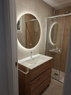 Baño reformado en Blanes, detalle del lavabo